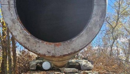 乌克兰局势升级，俄军强渡扬丘尔河，杀入乌腹地，拿下“千人小镇”！