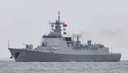 中外舰艇激烈对峙！太原舰瞬间进入战斗状态，距开火只差最后一步