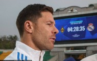 维尼修斯情绪失控:皇马俱乐部不介入处罚决定,主教练阿隆索将独自处理