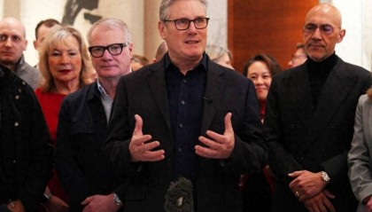 中英达成共识，英首相斯塔默离京前，对涉台涉港问题交了底，拒绝向特朗普屈服！