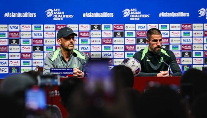 澳大利亚主帅：尊重中国队 明天比赛很困难