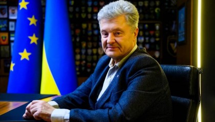 外媒：局势微妙之际，乌前总统波罗申科发声批评泽连斯基