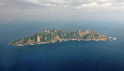 奉陪到底！40万美军就位？解放军双箭齐发，美日挑衅惨遭“打脸”