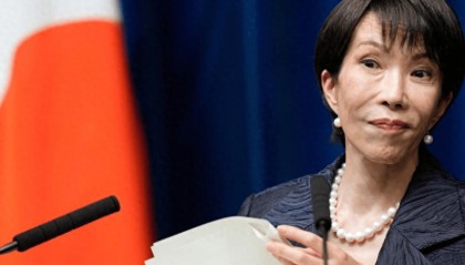 高市早苗要“拜鬼”，朝鲜率先出手，改了对日称呼后，一颗导弹砸向日本海