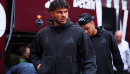 25岁边锋迎来新生？桑乔恢复训练，阿斯顿维拉的未来之星还是高薪累赘？