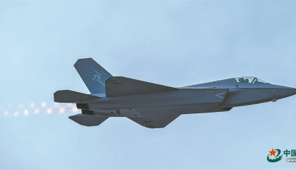 第十五届中国航展亮点纷呈 签约额超2800亿元