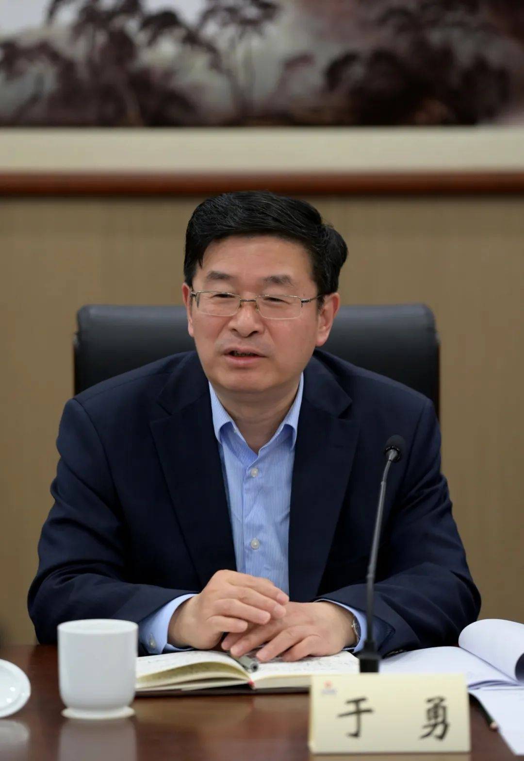 静安区委书记于勇专题调研区块链企业并主持召开座谈会