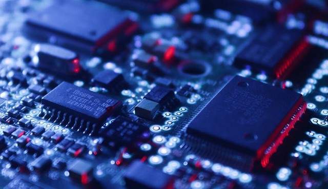 LTC3710AA：高效能电源管理芯片的领航者