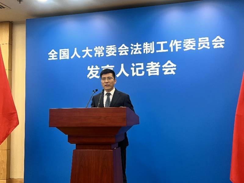 监狱法修订拟明确：经监狱长批准，罪犯可与利于改造的人会见