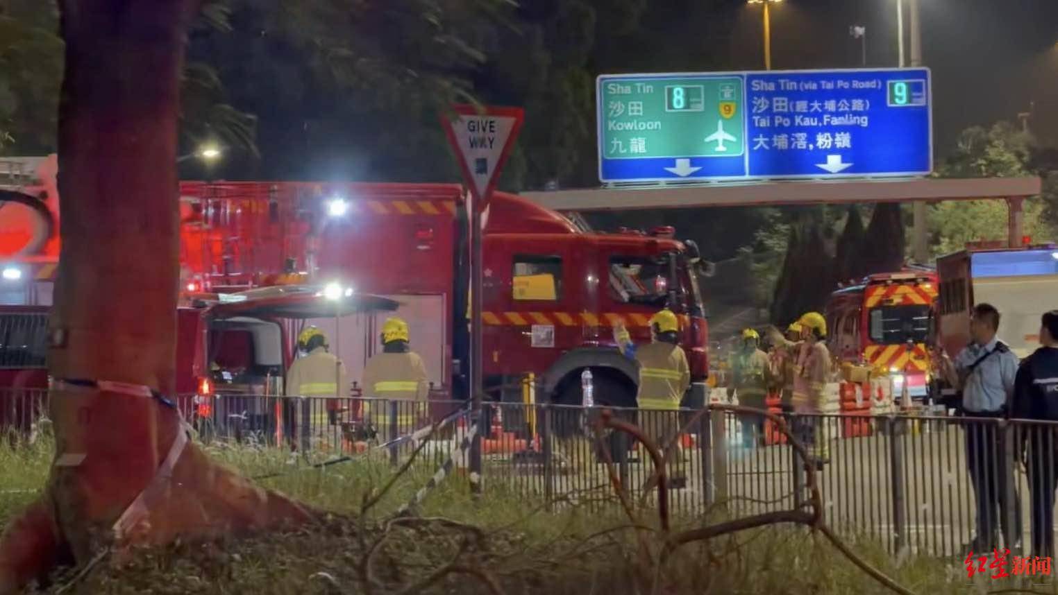 红星新闻实探香港宏福苑大火现场：警员称第一次遇到这么大火，餐厅老板自发为救援人员送餐