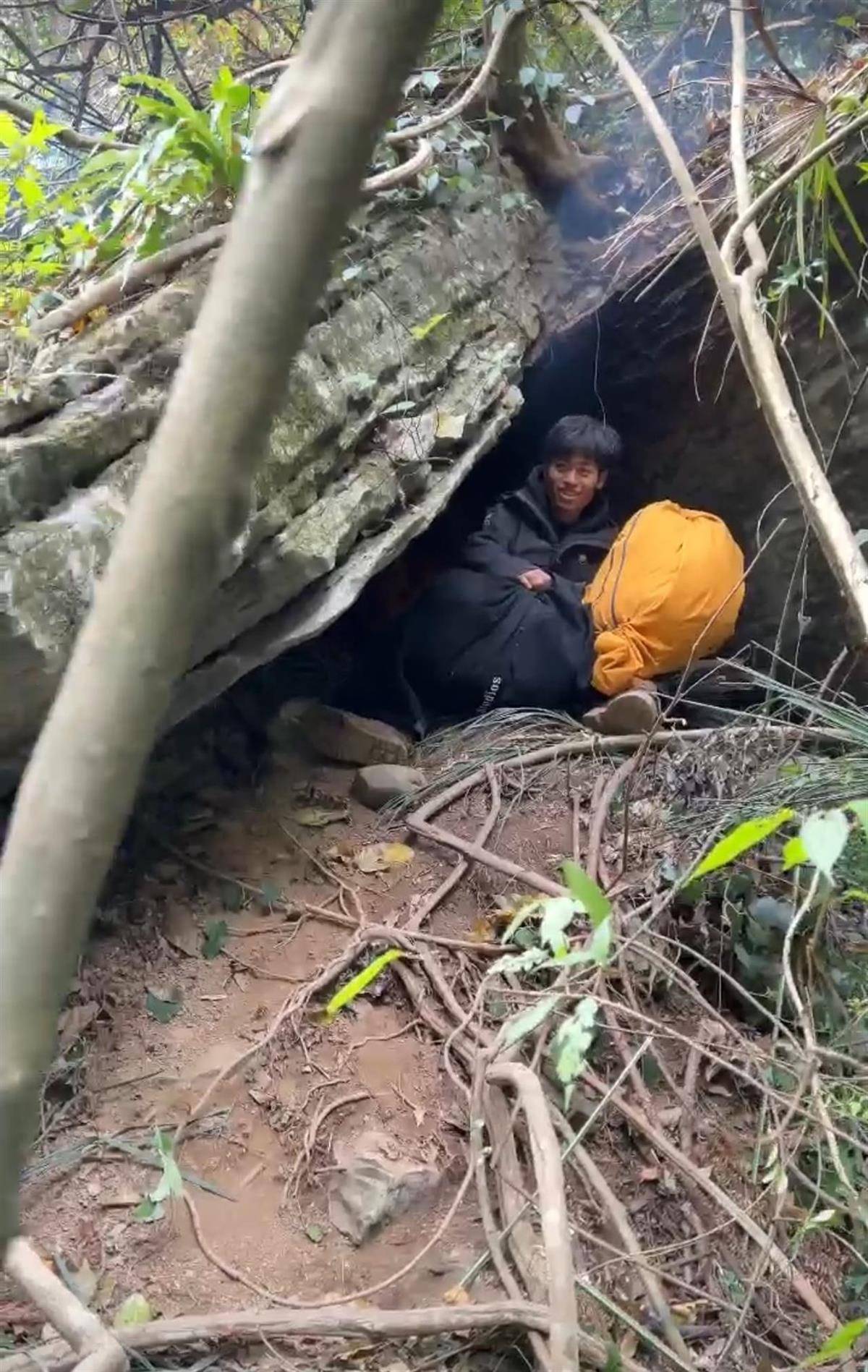 张家界荒野求生决赛已有6名选手退赛，“林北”深夜发视频解释三点退赛原因