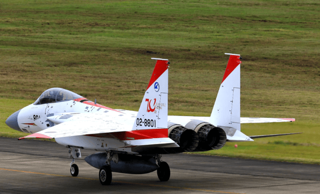歼-15锁定F-15J距离被曝光，赤裸裸技术碾压，日专家终于清醒了