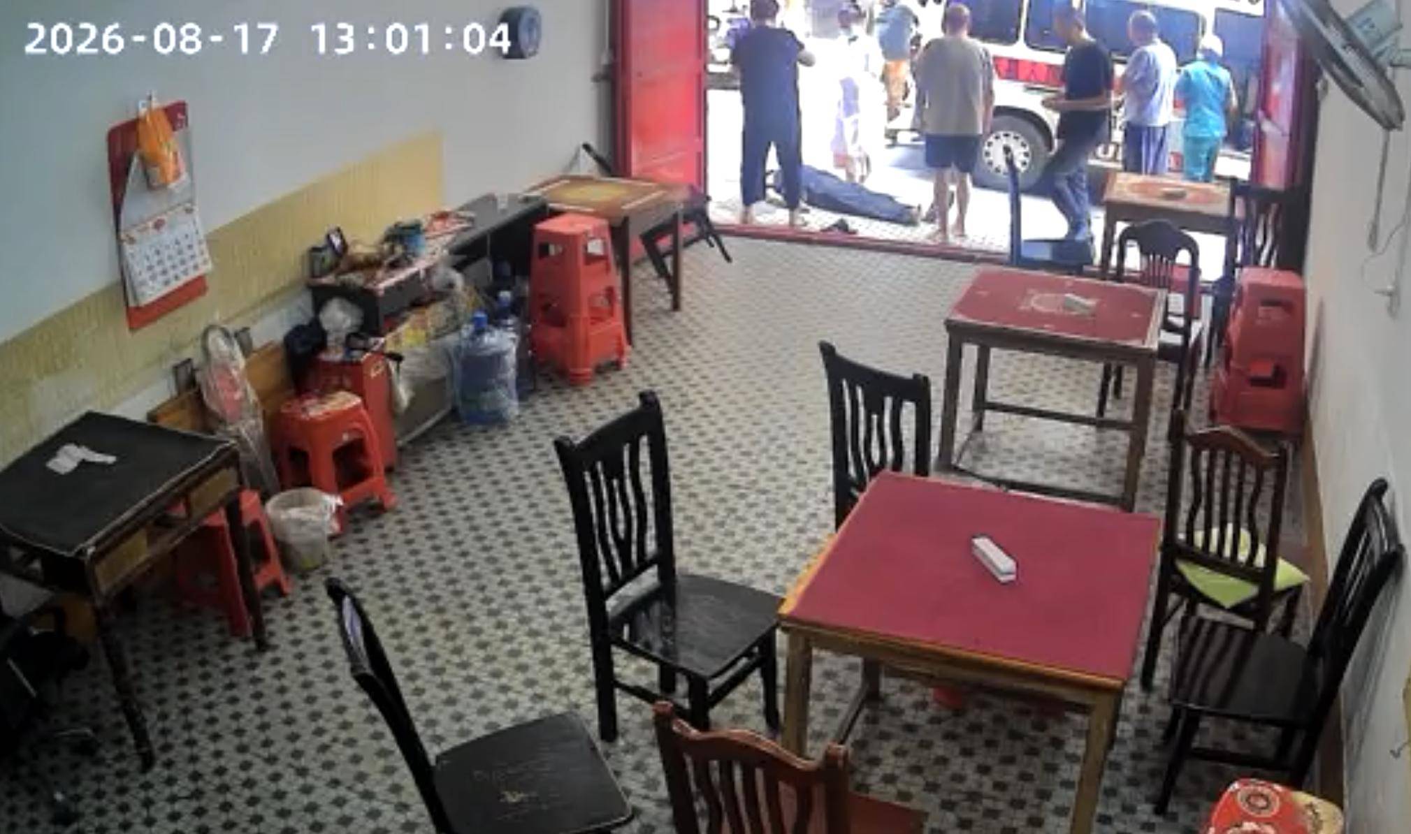 店主帮扶老人赔1.9万：官方两次处理被指欠妥 调解协议曝光